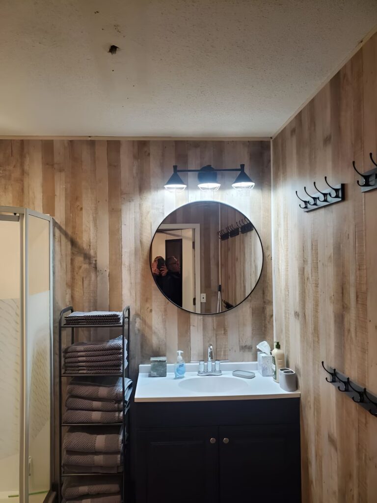 bunkhouse bathroom